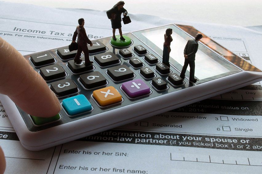 An insight into why to hire tax and bookkeeping services